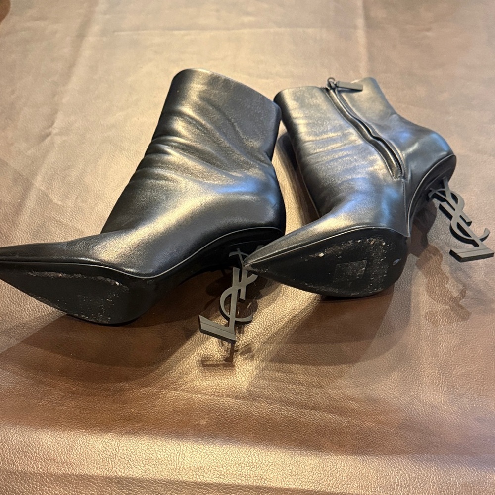 Saint Laurent Black Leather Ankle Boots with YSL Logo Heels - Picture 3 of 3